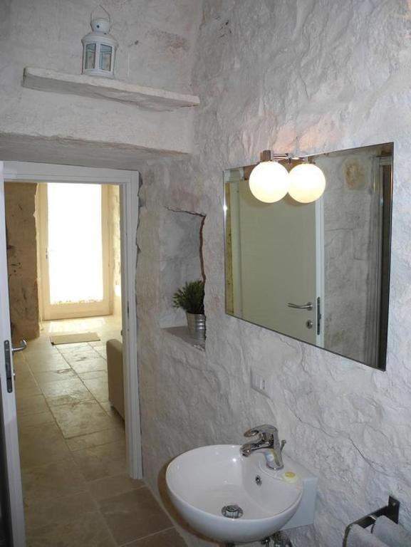Il Granello Di Senape In Valle D'Itria Guest House Locorotondo Room photo