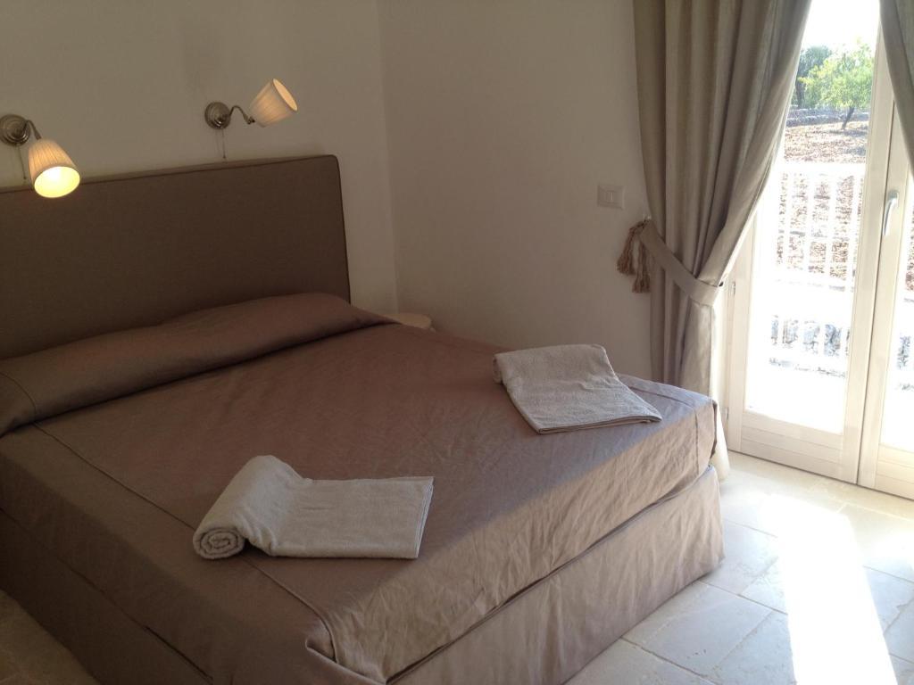 Il Granello Di Senape In Valle D'Itria Guest House Locorotondo Room photo